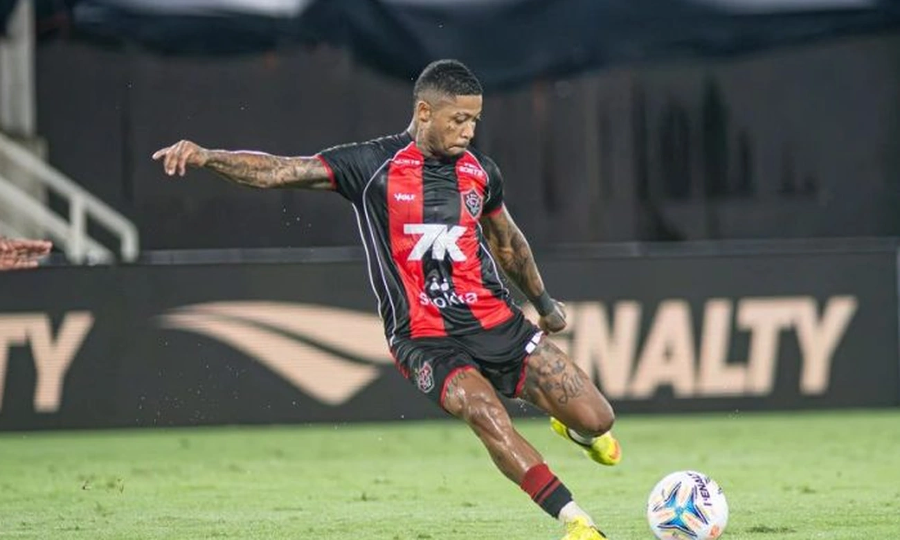 Vitória vence ABC no Frasqueirão em jogo de sete gols e avança para final hoje